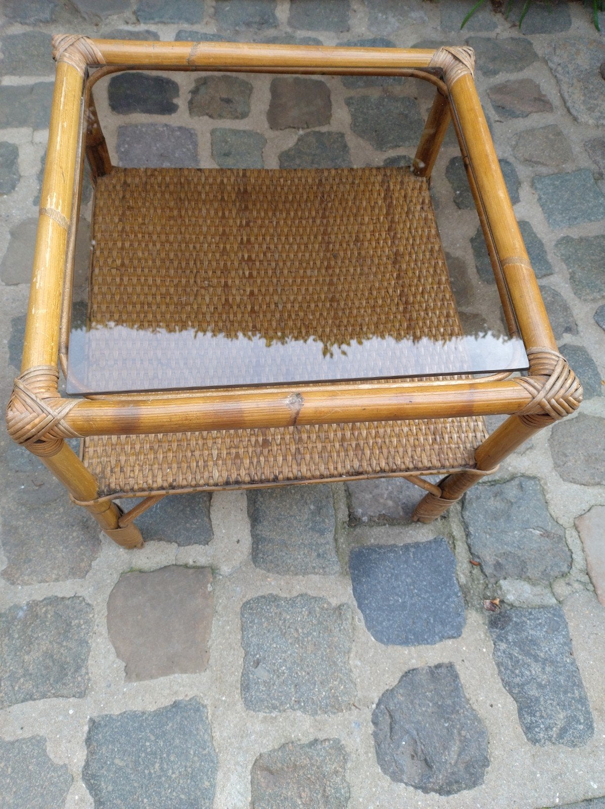 rotan bijzettafel vintage, vierkant, Huis en Inrichting, Ophalen