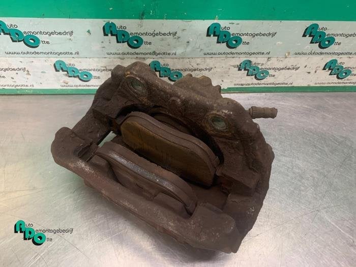 Remklauw (Tang) rechts-voor van een Peugeot 207 (207 06-), Gebruikt, -, -, Ophalen of Verzenden