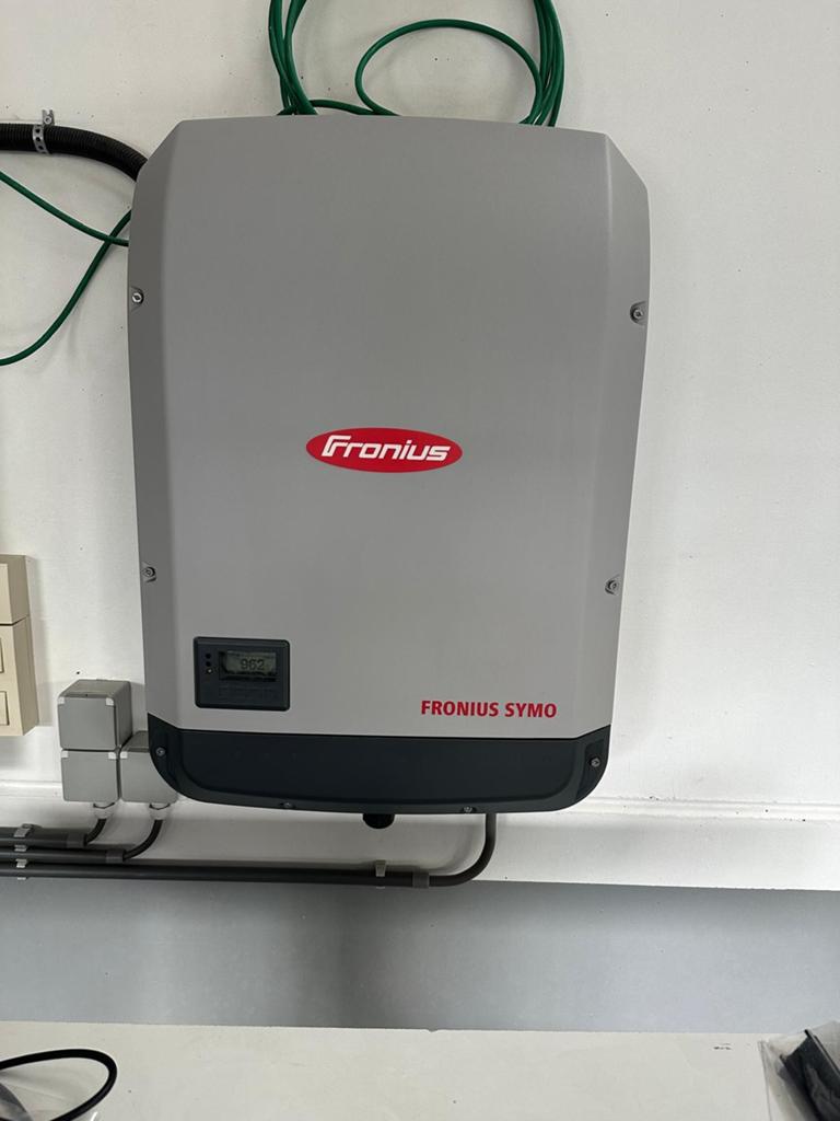 Omvormer  fronius 10kw, Ophalen
