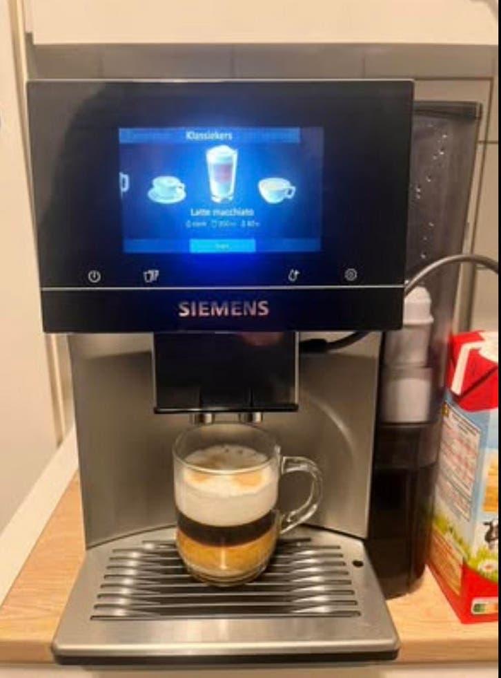 Siemens eq700 koffiezetapparaat, Elektronische apparatuur, Ophalen, Zo goed als nieuw