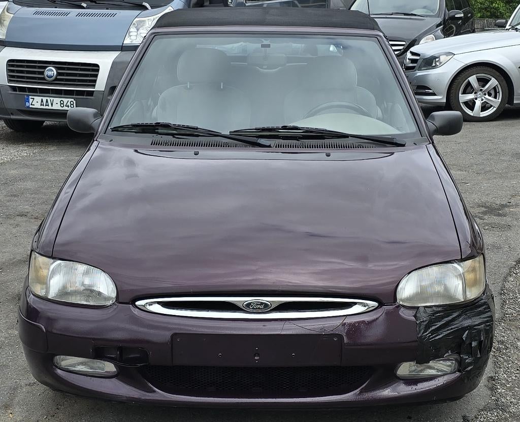 FORD ESCORT CABRIO 1.8 TD TWEEDEHANDS UIT HET JAAR 1997, Auto's, Escort, Cabriolet, Bedrijf, Metaalkleur