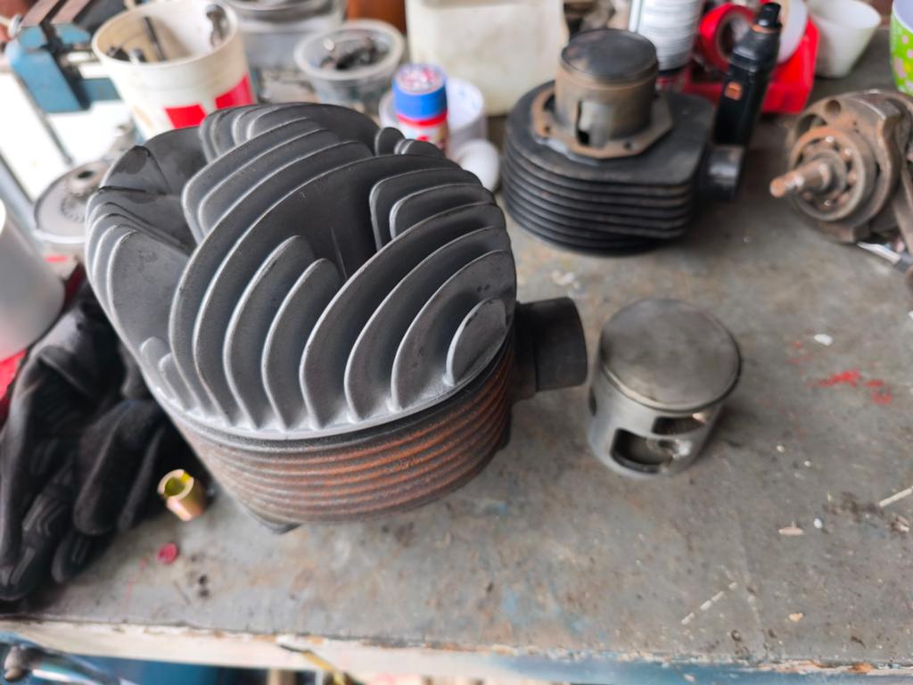 Vespa Polini 200