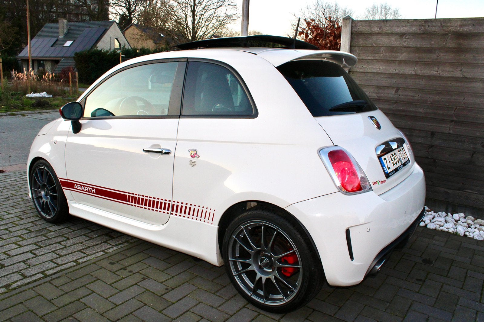 FIAT 595 ABARTH TURISMO 160PK | 1.4 BENZINE | HISTORIEK, Auto's, Dealer onderhouden, Handgeschakeld, https://public.car-pass.be/vhr/59c0e8ed-d1a7-4a93-86a8-233186ba7434