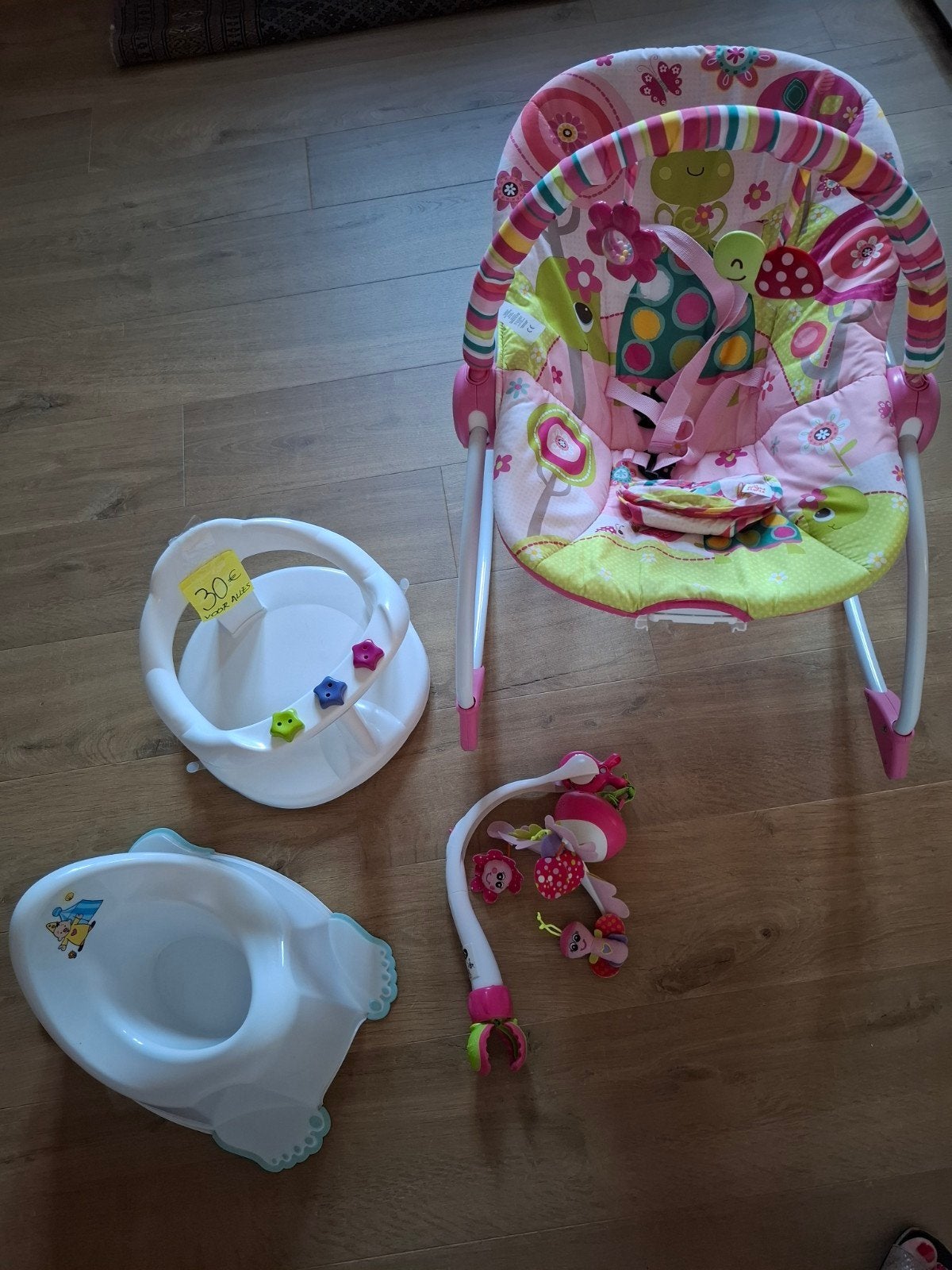 Set van baby-benodigdheden, Ophalen