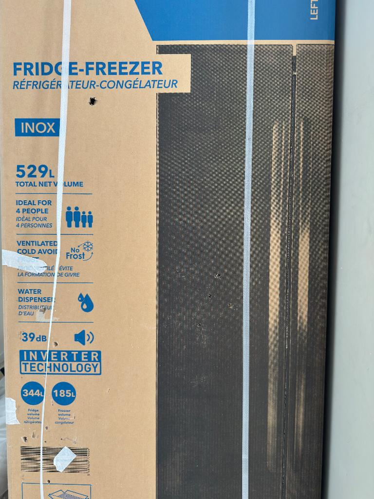 FRIGO AMÉRICAIN INOX NEUF! Scellé jamais ouvert VALBERG, Electroménager, 200 litres ou plus, Enlèvement, Neuf, Avec congélateur séparé