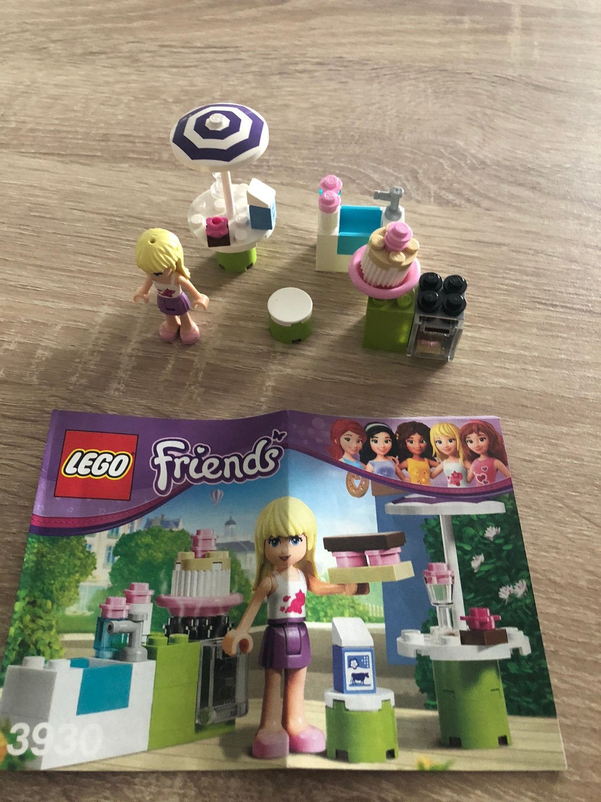Lego Friends, 3930, Stephanie’s buitenkeuken, Kinderen en Baby's, Ophalen of Verzenden, Zo goed als nieuw, Lego, Friends