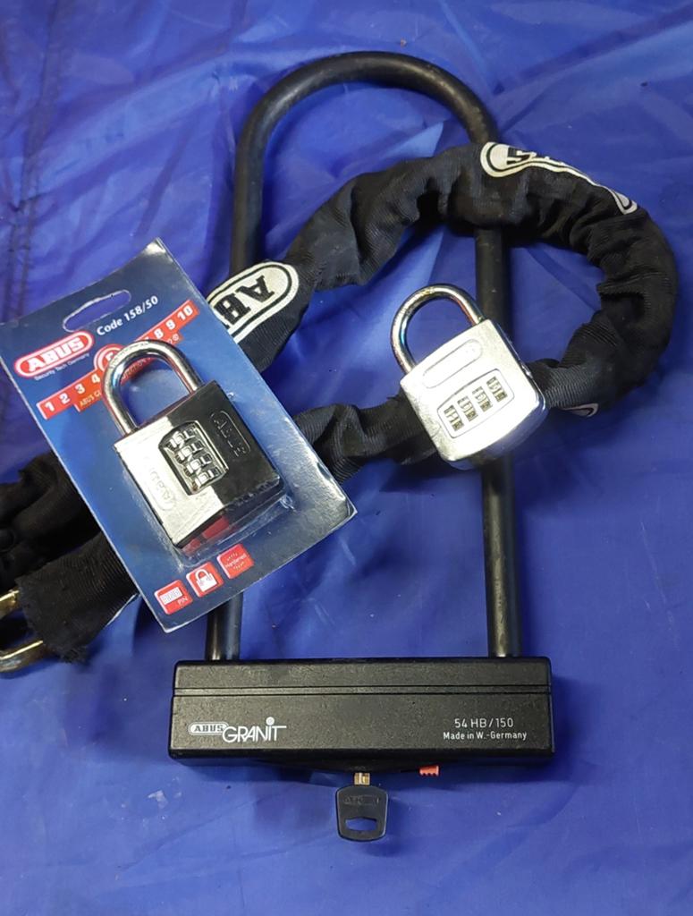ABUS Granit Beugelslot Motor/Kettingslot/ 2 Codesloten NIEUW, Ophalen of Verzenden, Zo goed als nieuw