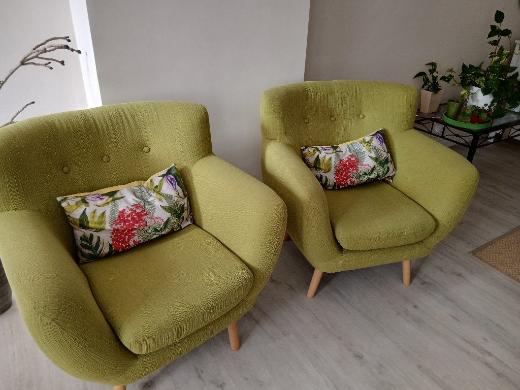 Ensemble de 2 chaises design scandinave — Vert olive, Antiquités & Art, Enlèvement ou Envoi