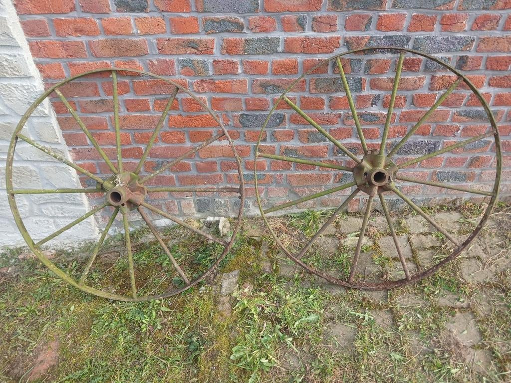 a vendre roue en fer, Enlèvement ou Envoi