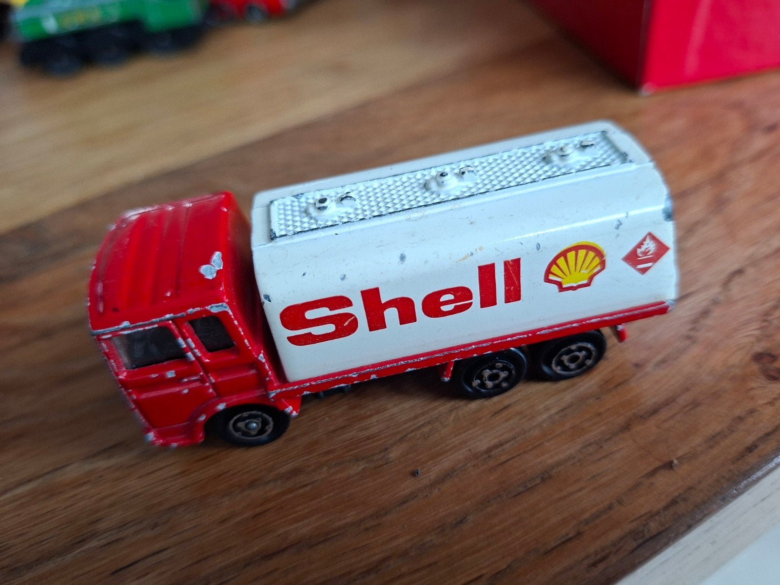 Majorette Shell 1/100, Ophalen