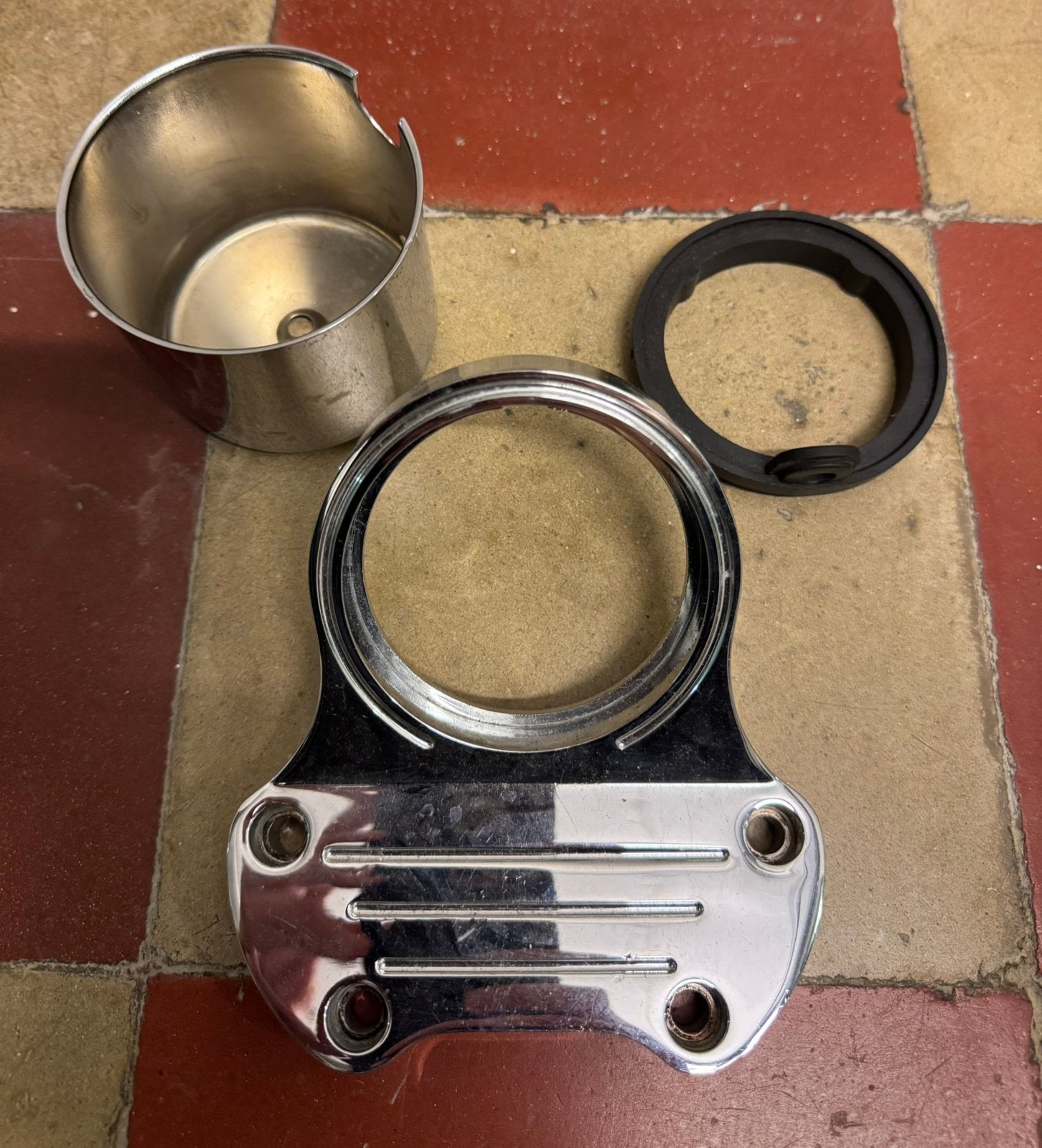 Harley mini-toerenteller bracket 68960-98A (2 5/8"), Enlèvement ou Envoi, Utilisé