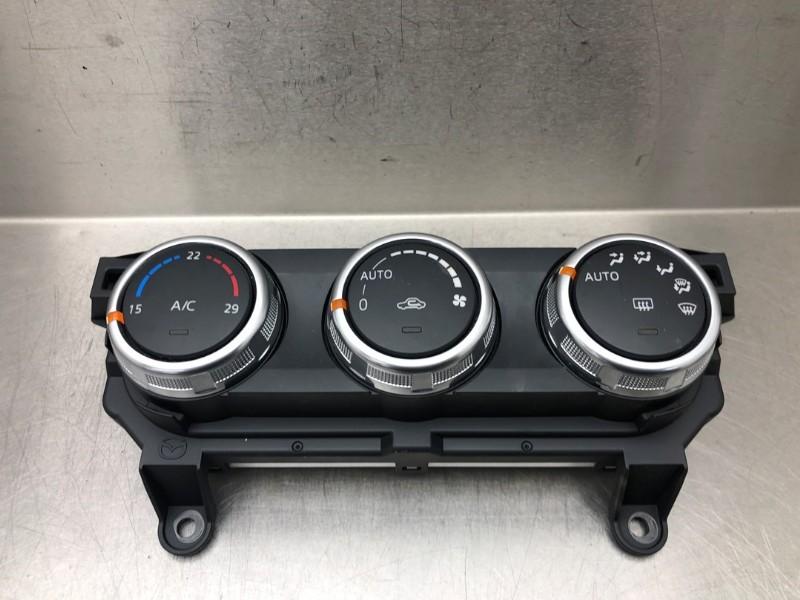 BEDIENINGSPANEEL VERWARMING Mazda CX-3 (DJ / DK), Gebruikt, Mazda