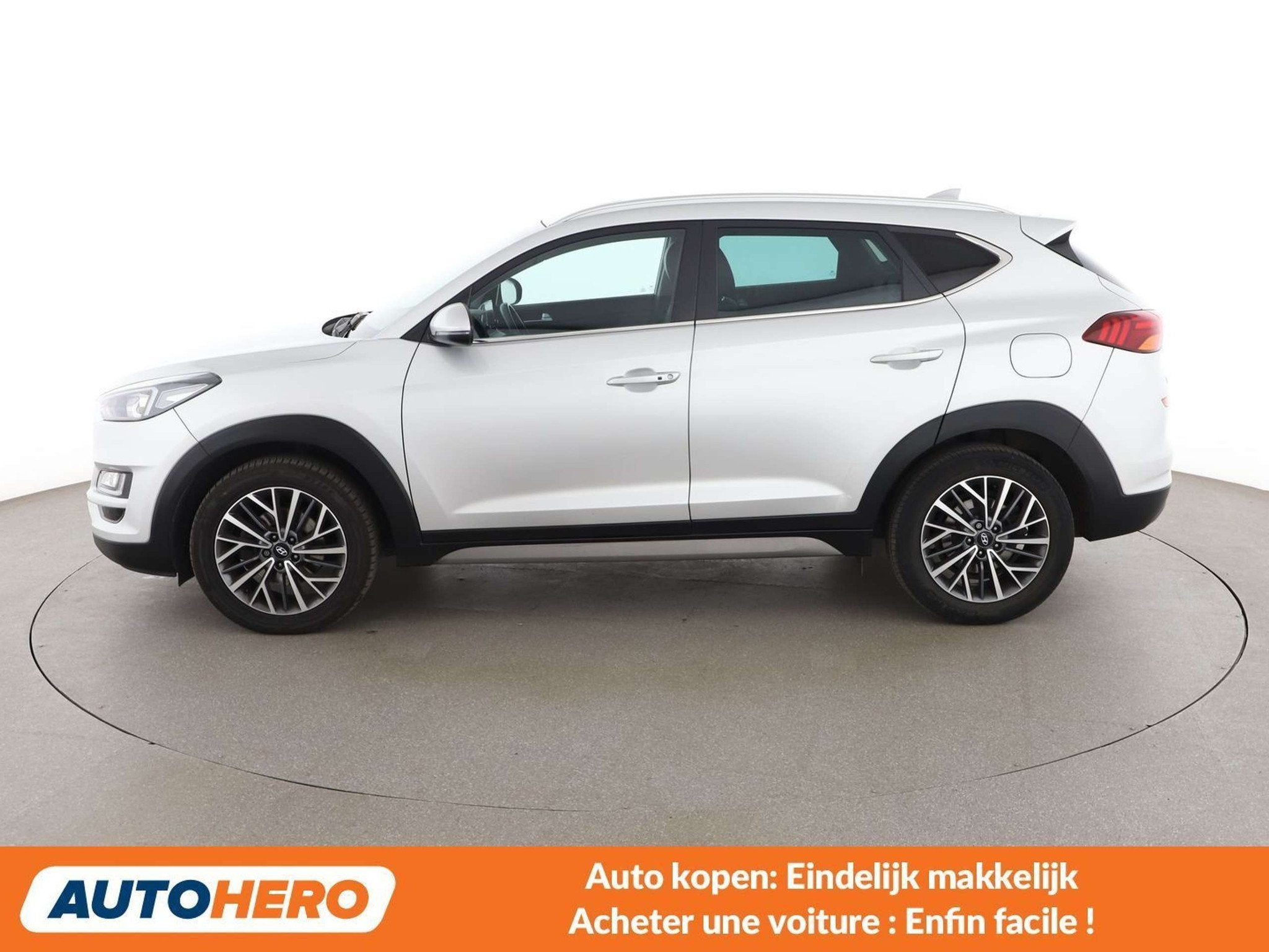 Hyundai Tucson 1.6 CRDi Business 2WD (bj 2018, automaat), Auto's, Hyundai, https://public.car-pass.be/vhr/3ab8f2f8-6104-49ac-81e7-87fda9651ff6