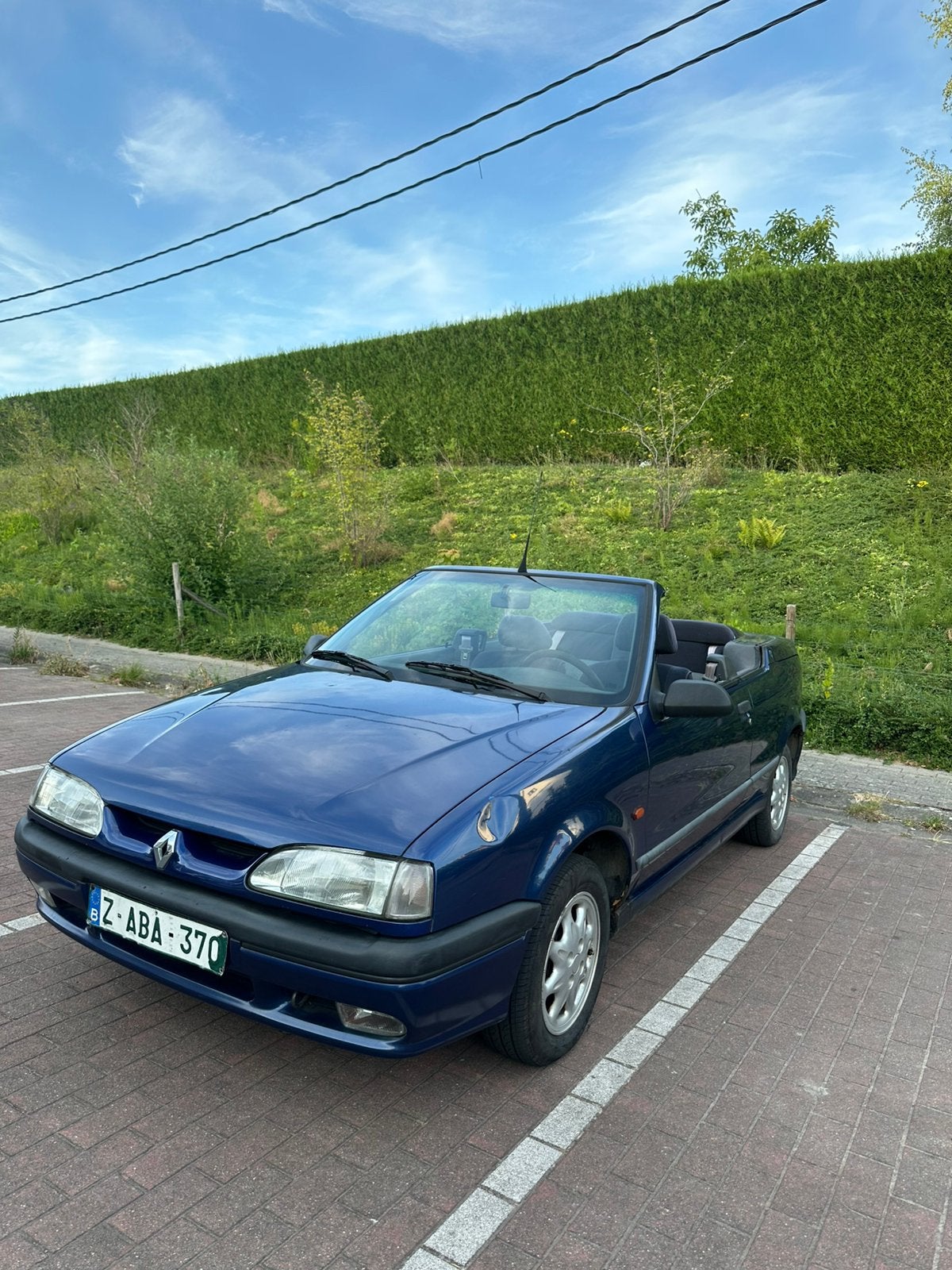 Renault 19 Cabriolet Aria – 1994 – Benzine – 146.000 km, Autos, Renault, Achat, Cabriolet, Boîte manuelle, Particulier