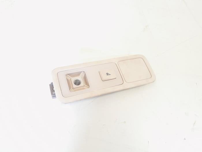 Eclairage intérieur arrière d'un Volkswagen Passat, Autos : Pièces & Accessoires, Éclairage, Volkswagen, Utilisé, 3 mois de garantie