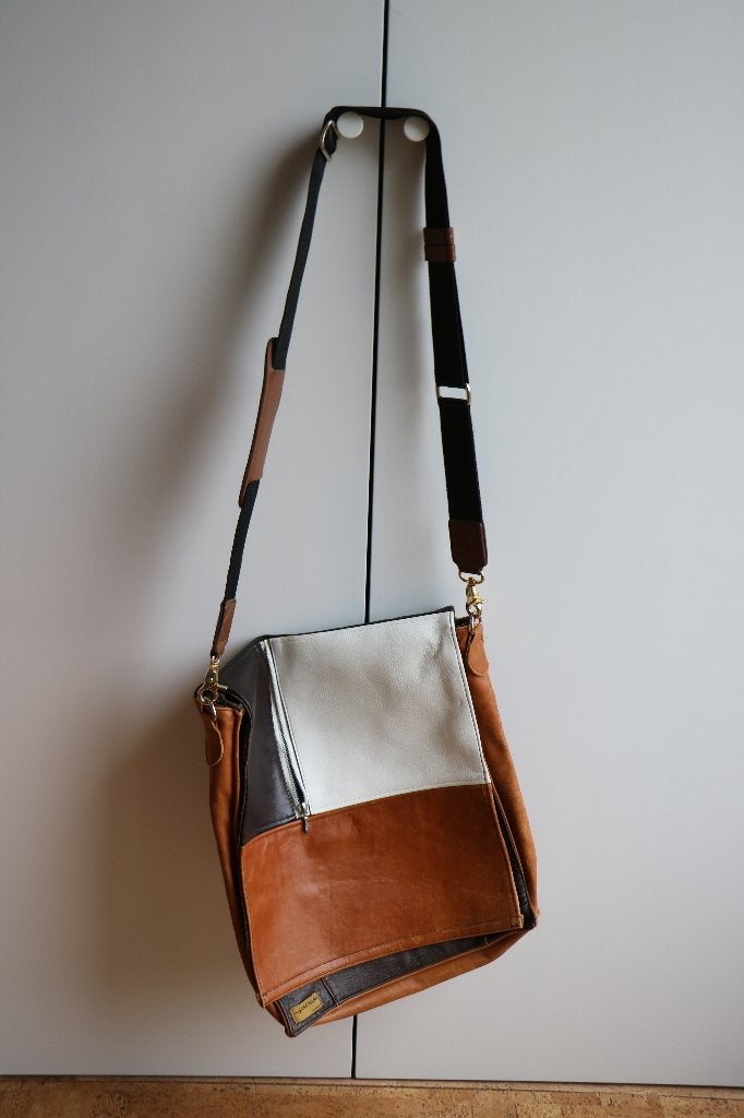 Laptop tas leder, Informatique & Logiciels, 15 pouces, Multicolore, Autres marques, Comme neuf