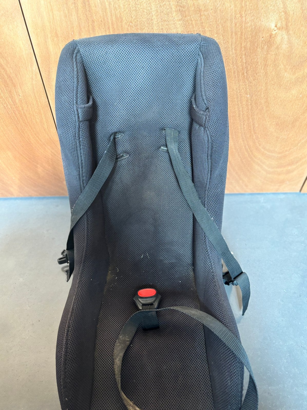 Melia babyschaal bakfiets | baby inzet | 3-puntsgordel, Fietsen en Brommers, Ophalen of Verzenden, Gebruikt