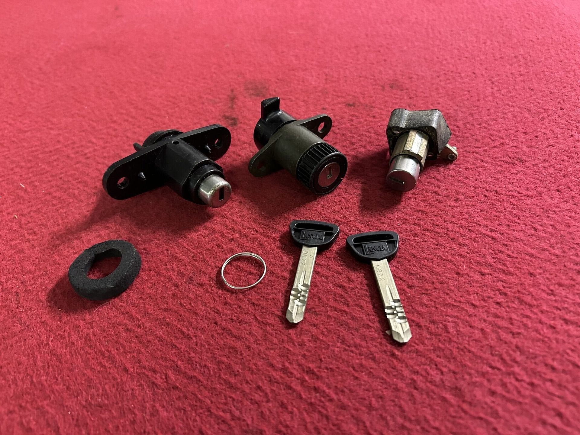 Lancia Beta 3x slot, 2x sleutel, 1x veer en 1x schuimrubbere, -, Utilisé, -, Lancia
