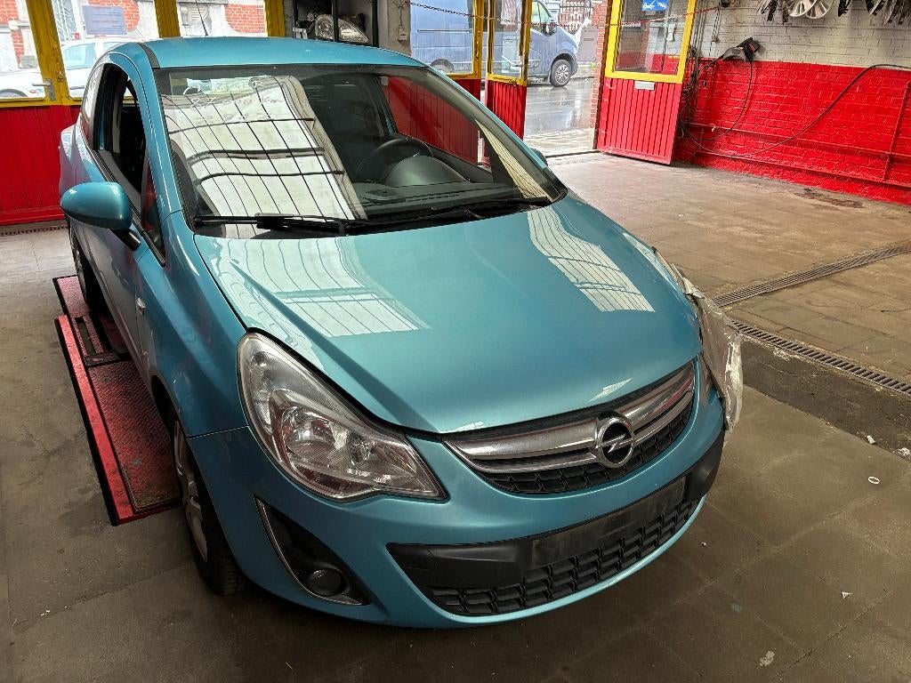 CAPOT OPEL CORSA D, Autos : Pièces & Accessoires, RUE BRIGADE PIRON 307, Enlèvement, Utilisé, Garage_bila@yahoo.fr