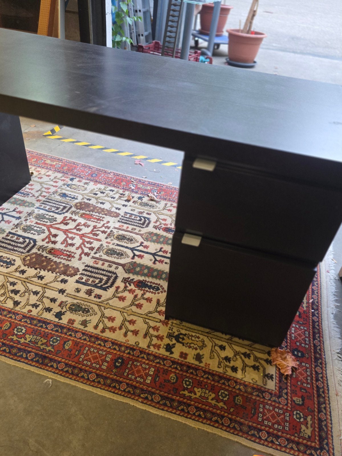 Modern zwart bureau met ladeblok, Huis en Inrichting, Bureaus, Modern, Ophalen, Zwart