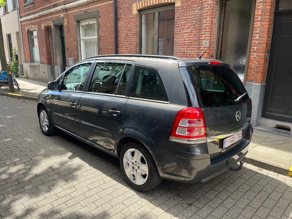 Opel Zafira Monocab, Auto's, Voorwielaandrijving, Euro 5, Zwart, 4 cilinders