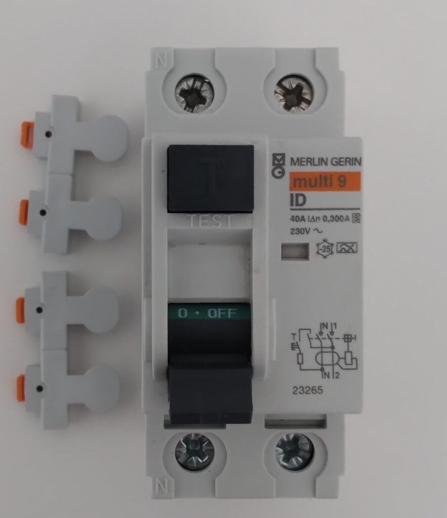Materiaal zekeringkast: automaten, verliesstroom, dimmer,..., Ophalen of Verzenden, Nieuw, Overige merken, Aardlekschakelaar