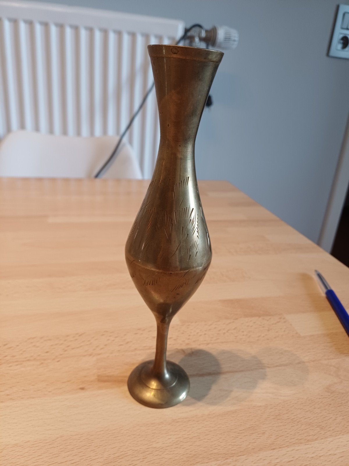 Petit vase, Enlèvement, Cuivre