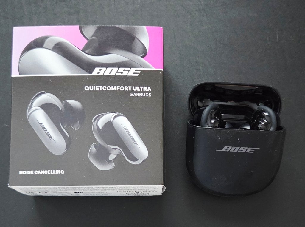 Ecouteurs BOSE Quiet Comfort Ultra Sous Garantie, Télécoms, Enlèvement ou Envoi, Bose, Comme neuf, Détection de port