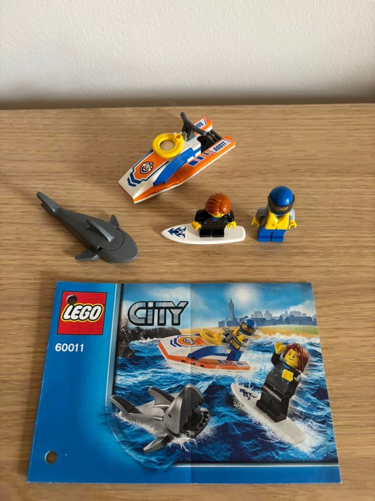 Lego city  Surfer Rescue 60011, City, Lego, Ophalen of Verzenden, Zo goed als nieuw