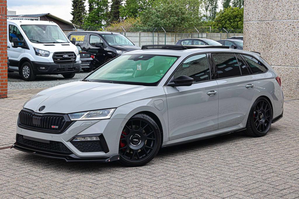 Skoda Octavia SOUND-SYSTEM*RS*PANORAMISCH-DAK*ELECT-KOFFER*S, Autos, 1395 cm³, Argent ou Gris, Achat, Euro 6