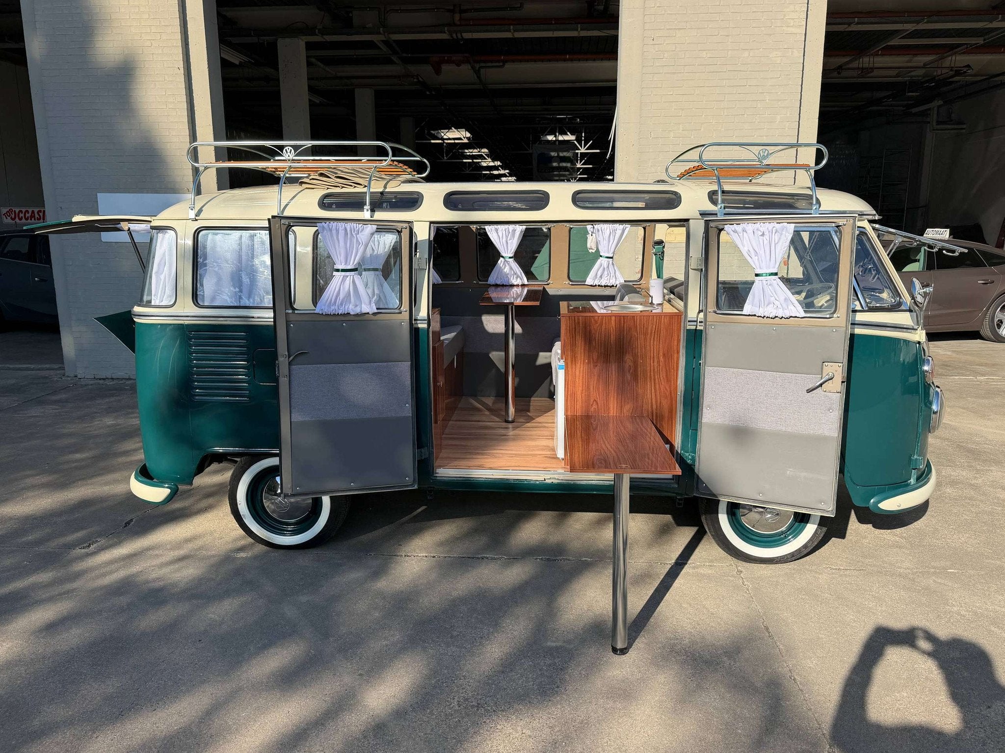 Volkswagen T1 Kombi Samba Style 23 Window Camper Oldtimer, foto 10