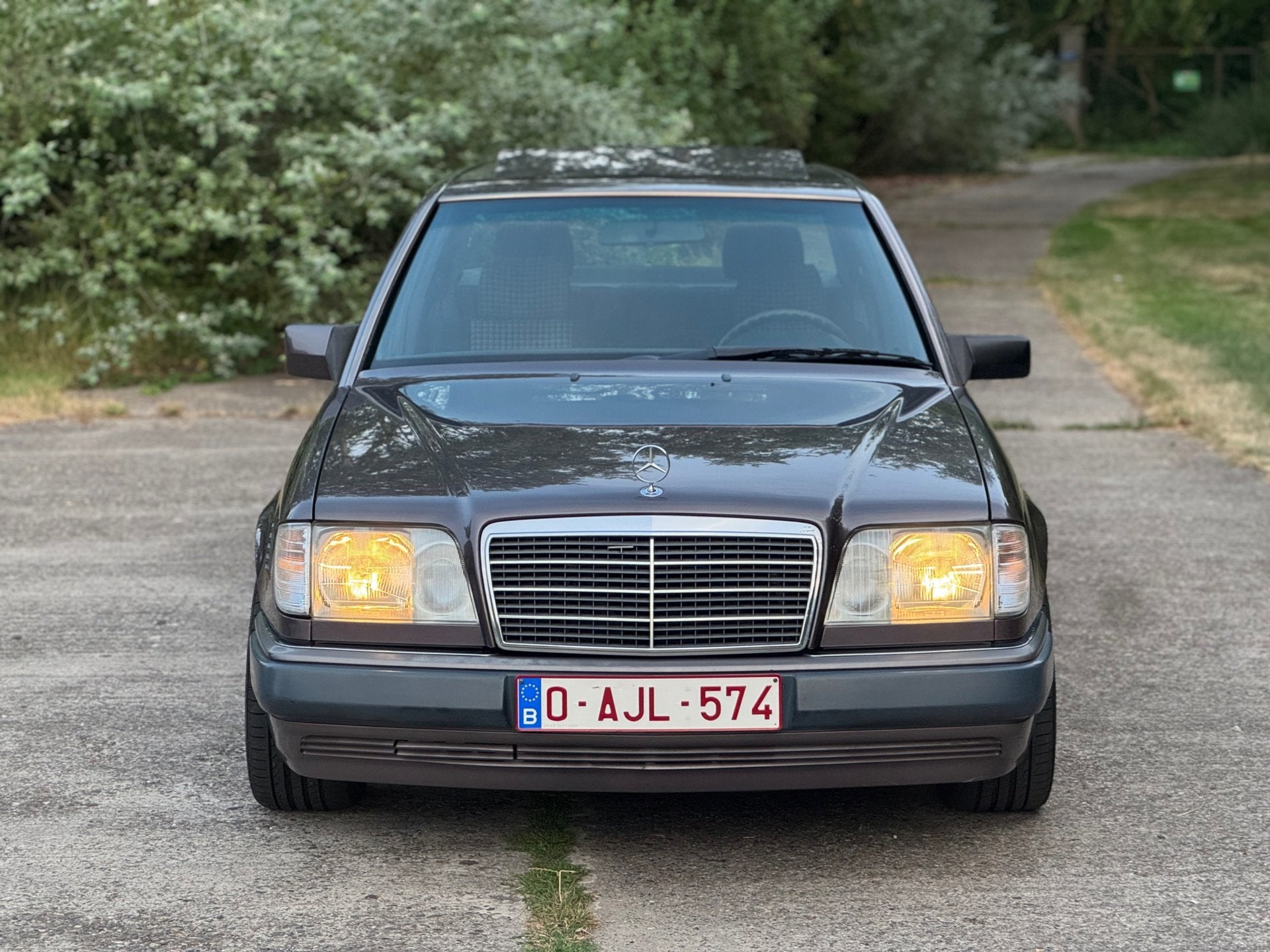 Mercedes E300 d | Automaat | Airco | Oldtimer, Auto's, Mercedes-Benz, Gebruikt, Euro 6, Overige kleuren, Bedrijf