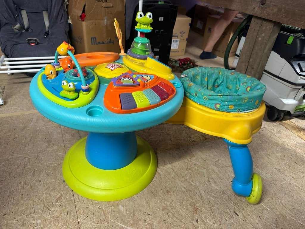 Bright starts loopkarretje+ tafel, Enlèvement, Utilisé