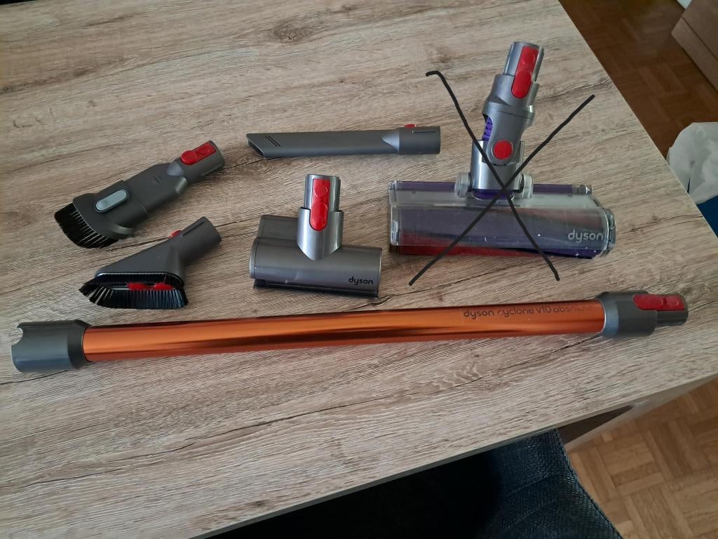 Onderdelen voor Dyson Cyclone V10 Absolute steelstofzuiger, Elektronische apparatuur, Stofzuigers, Zo goed als nieuw, Ophalen of Verzenden