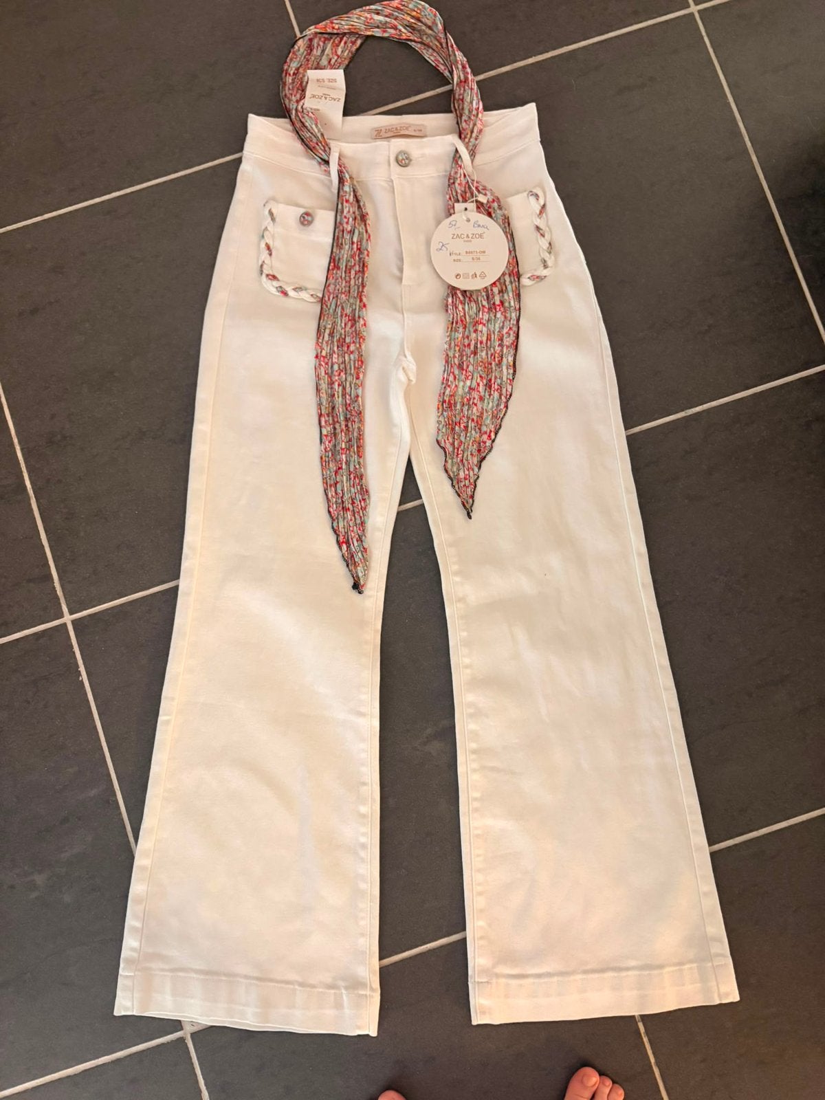 Pantalon en jean neuf, Vêtements | Femmes, Culottes & Pantalons, Enlèvement ou Envoi, Comme neuf, Taille 36 (S)