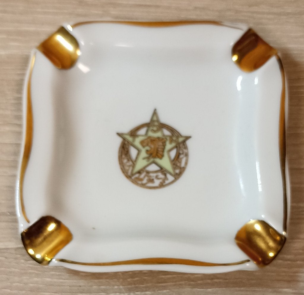 Cendrier Vide-Poches en Porcelaine du 5e RTM ww2, Collections, Envoi, Armée de terre, Autres types