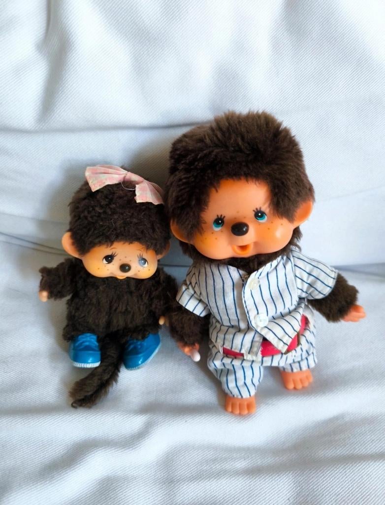 Monchhichi monchhichi kiki set de deux anciennes figurines ., Verzamelen, Beren en Cherished Teddies