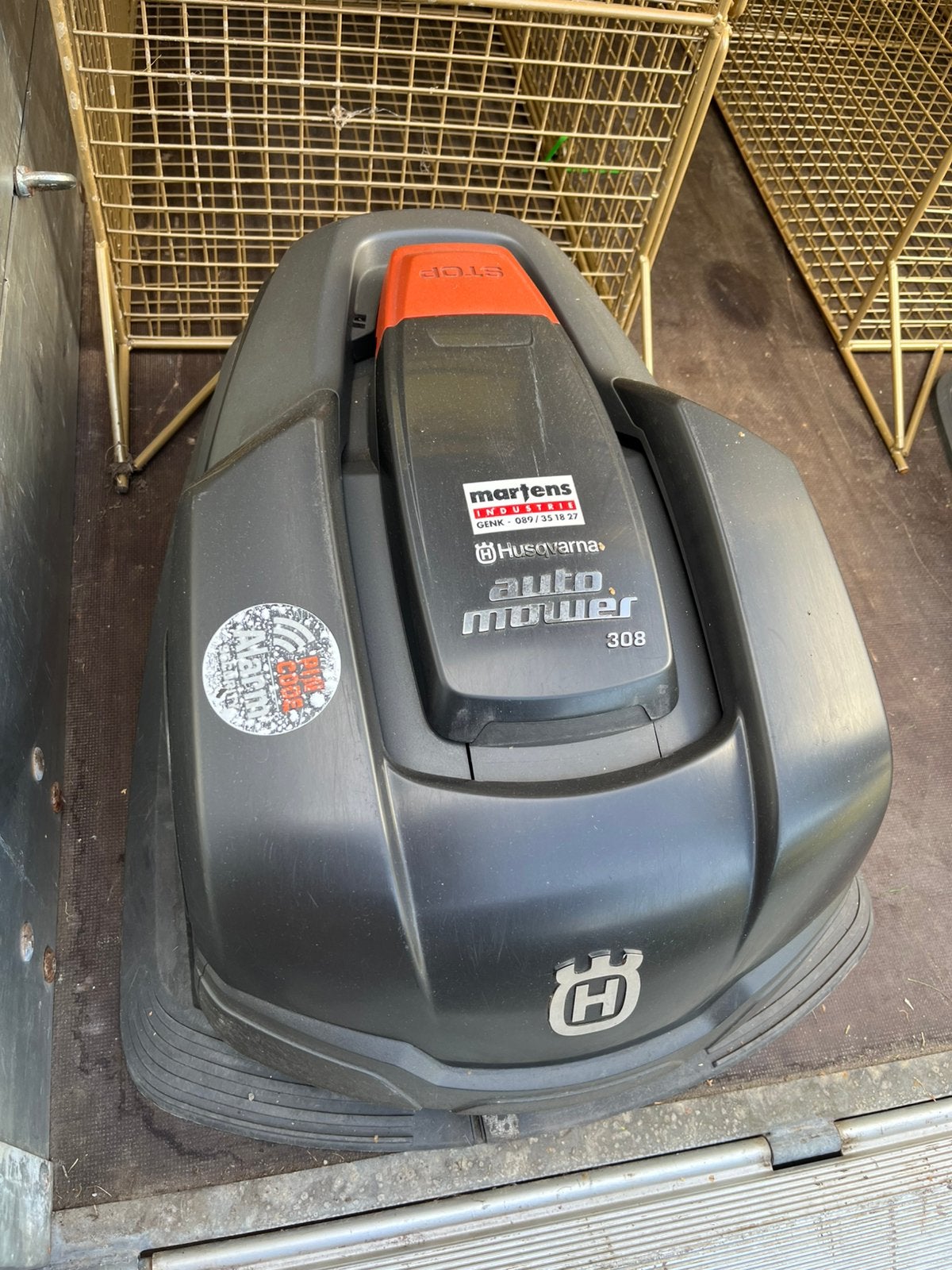 Robotmaaiers Husqvarna 308  (2 stuks ), Enlèvement, Utilisé