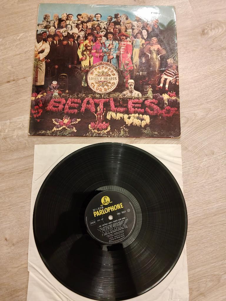 BEATLES SERGENT PEPPERS CLUB BAND RARE LP DE 1967, Envoi
