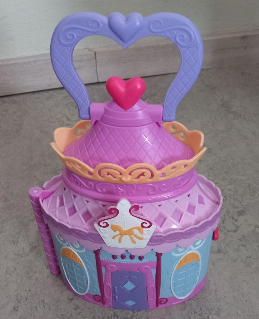 Kasteeltje My Little Pony + 2 My Little Pony zeldzaam, Ophalen, Zo goed als nieuw