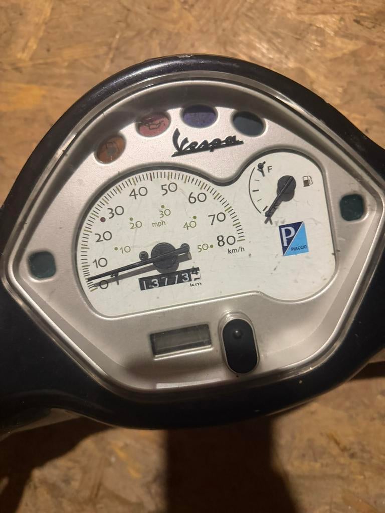 Vespa lx teller en kap, Enlèvement ou Envoi, Comme neuf, Vespa LX