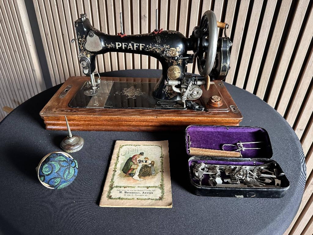 Pfaff vintage naaimachine antiek stuk uit 1912, Antiek en Kunst, Antiek | Naaimachines, Ophalen
