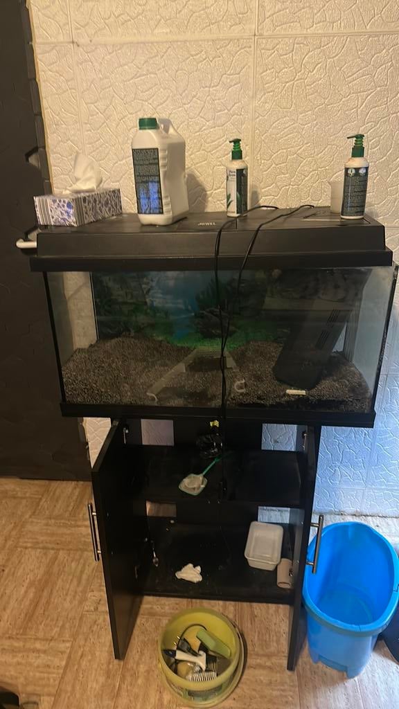 Juwel Rio 125 kast, verlichting en filter inbegrepen., Dieren en Toebehoren, Vissen | Aquaria en Toebehoren, Ophalen, Zo goed als nieuw