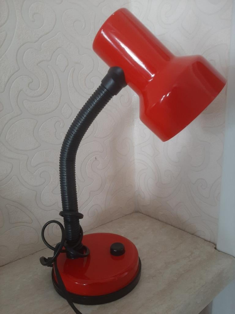 Lampe de bureau rétro/vintage rouge massive — design des ann, Enlèvement ou Envoi