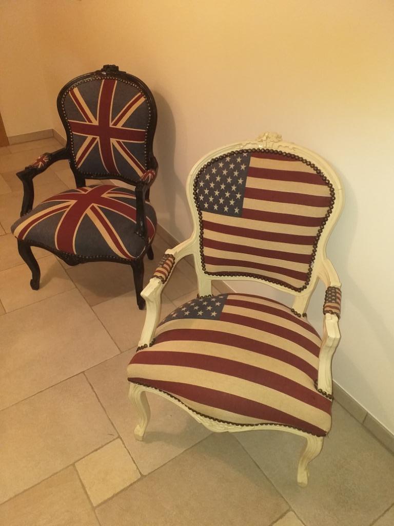 2 Oude bijzetstoelen in moderne look, Enlèvement, Comme neuf, Tissus, Deux