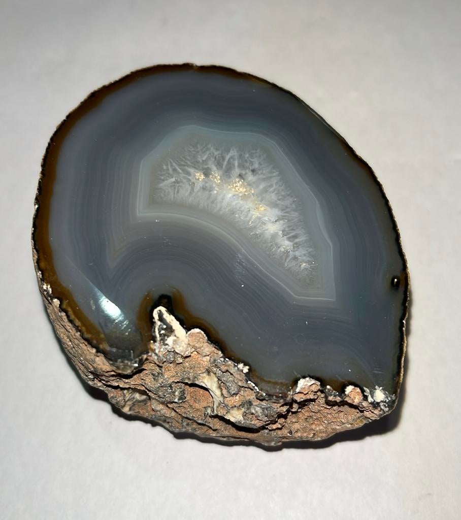 Agaat Geode - 306gram - 66mm x 84mm x 45mm, Enlèvement ou Envoi, Neuf
