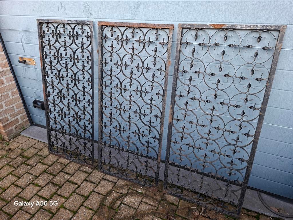 Set van 3 antieken smeedijzeren panelen/raamtralies, Ophalen