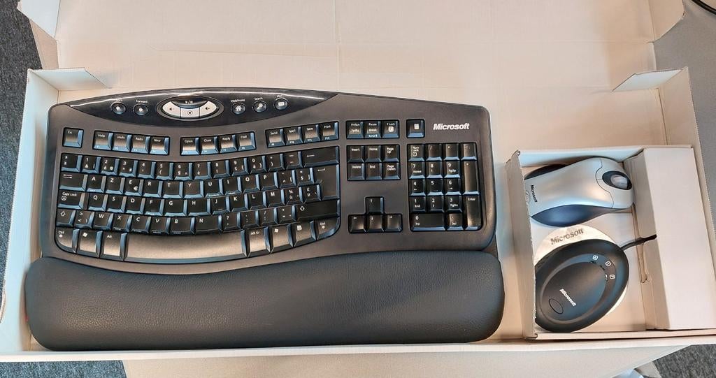 Clavier sans fil Microsoft+souris+récepteur de bureau+logici, Ensemble clavier et souris, Azerty, Enlèvement, Utilisé