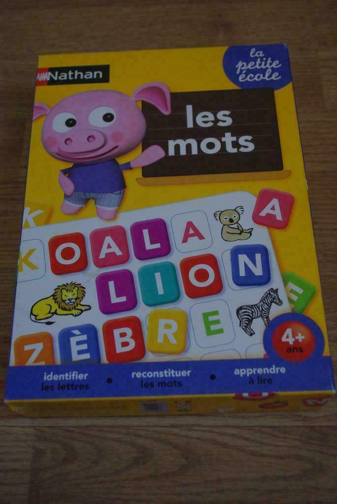 Jeu de société : Les mots, Cinq joueurs ou plus, Enlèvement ou Envoi, Utilisé, Nathan