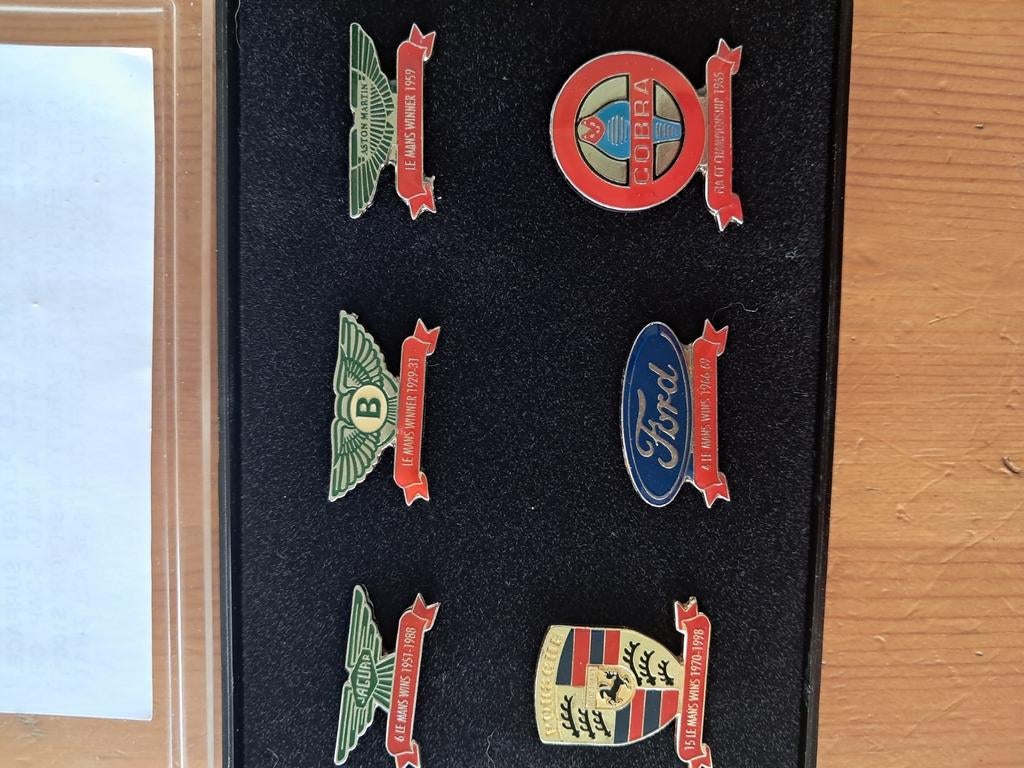 Classic cars pins Le Mans winners gold plated, Ophalen of Verzenden